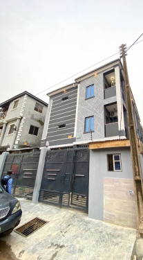 Simple Mews Apartment